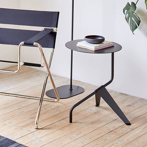 mesa lateral contemporânea
