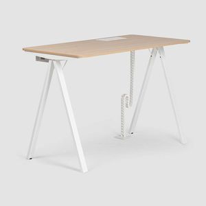 mesa secretária tipo "standing desk" 1