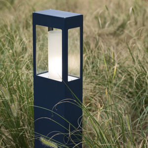 poste balizador de iluminação para espaços públicos 1
