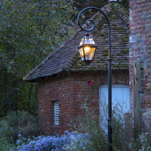 poste de iluminação para jardim