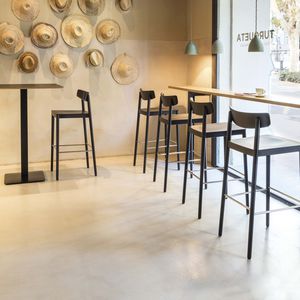 banqueta alta contemporânea