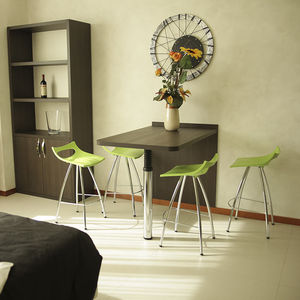 mesa alta contemporânea