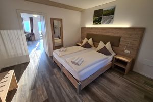 quarto de hotel contemporâneo