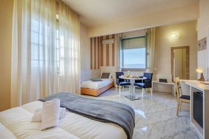 quarto de hotel contemporâneo