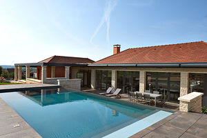 piscina com transbordo 1