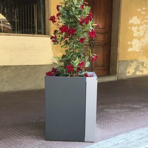 floreira em aço Corten