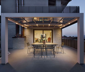 pérgola apoiada em parede