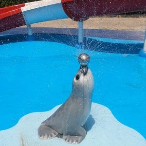cascata para piscina enterrada