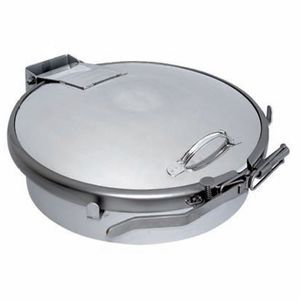 alçapão para tanque