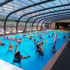 cobertura de piscina apoiada