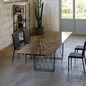 mesa contemporânea