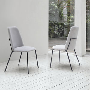 cadeira de sala de jantar contemporânea