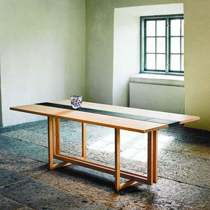 mesa contemporânea