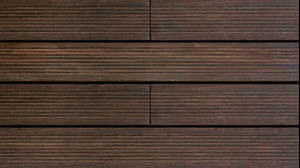 tábuas de deck em madeira tratada com óleo