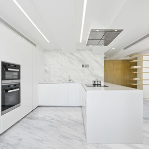 tampo de bancada em porcelanato arenito / para cozinha / resistente à abrasão / resistente ao gelo