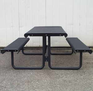conjunto de mesa e bancos contemporâneo