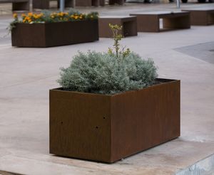 floreira em aço Corten