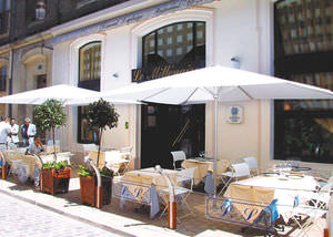 Ombrelone para restaurante - FILIUS - May Schirmsysteme - orientável / em  tecido acrílico / em Tenara®