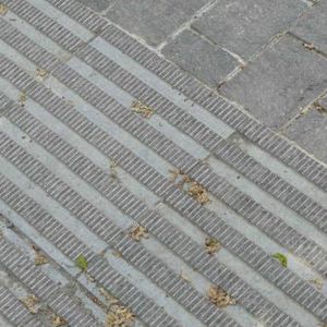 piso tátil