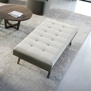 banco estofado Chesterfield