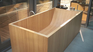 banheira freestanding / em madeira