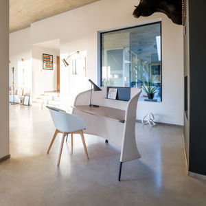 cadeira de restaurante contemporânea