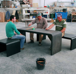 mesa de piquenique contemporânea