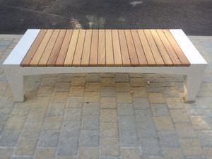 banco para espaço público contemporâneo