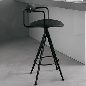 cadeira alta contemporânea 1
