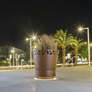 floreira em aço Corten