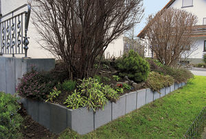 bloco de concreto maciço