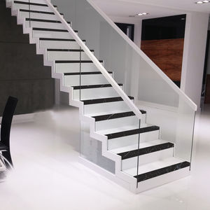 revestimento de degrau em cerâmica