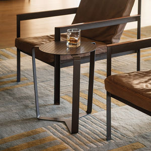 mesa lateral contemporânea