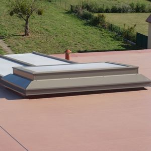 janela para extração natural de fumaça em alumínio 1