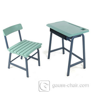 conjunto de mesa e cadeiras contemporâneo