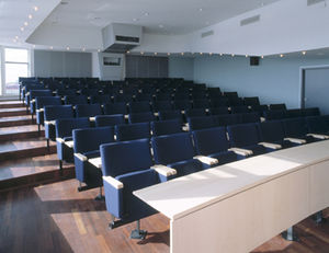 poltrona de auditório contemporânea
