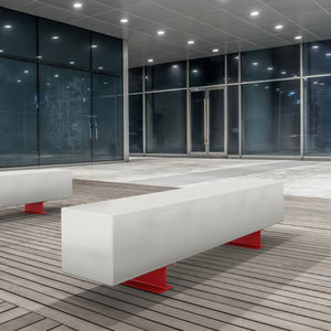 banco para espaço público contemporâneo