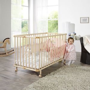 cama de bebê contemporânea 1