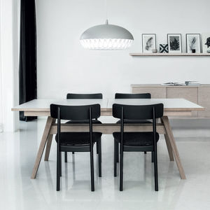 cadeira de sala de jantar contemporânea 1