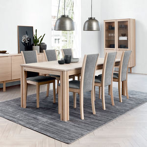 mesa de jantar de design escandinavo