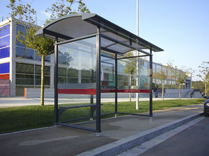 abrigo de ônibus em vidro
