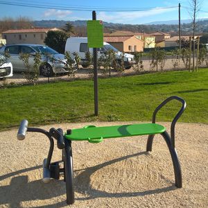 aparelho de musculação cadeira flexora 1