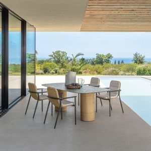 cadeira de sala de jantar contemporânea
