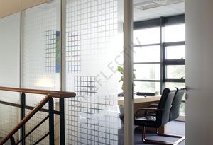 película decorativa para aplicação em vidro