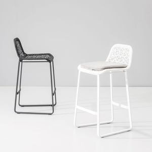 cadeira alta contemporânea