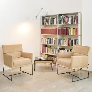 mesa lateral contemporânea