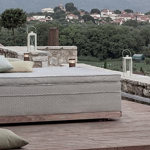 estrado para cama de casal