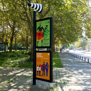 painel de informações para espaço público