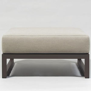 puff contemporâneo / em Sunbrella® / em alumínio / quadrado
