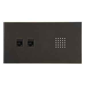 tomada para equipamento informático
